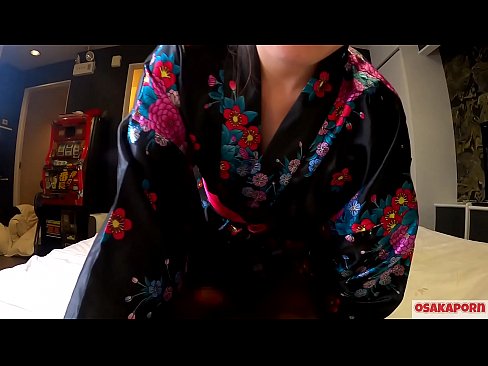 ❤️ Tânără fată de cosplay iubește sexul până la orgasm cu un squirt într-o călușară și o felație. Fată asiatică cu păsărica păroasă și sâni frumoși în costum tradițional japonez în video amator care arată masturbarea cu jucării de sex. Sakura 3 OSAKAPORN. ❤️❌ at us ro.xxxdl.ru ❤