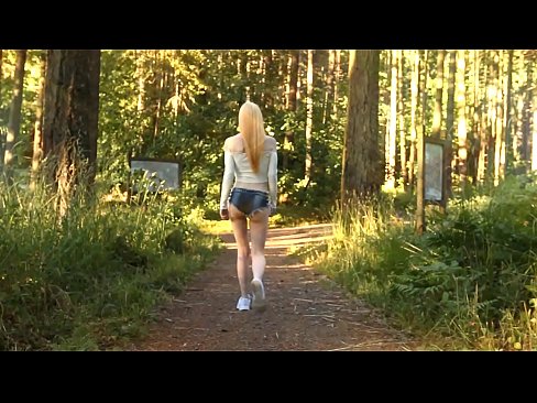 ❤️ O femeie frumoasă se mișcă încet, nu video nud ❤️❌  at us ro.xxxdl.ru ❤